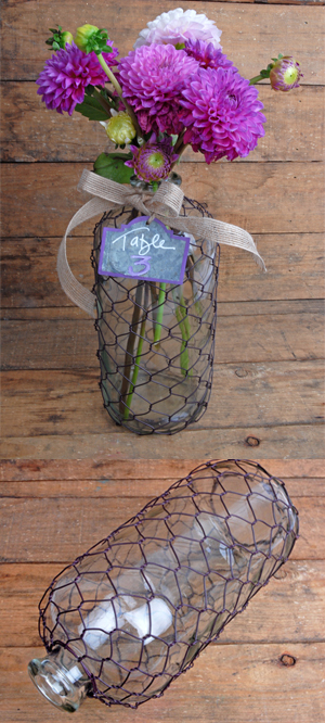 chicken wire bottle wrap- DIYscoop.com