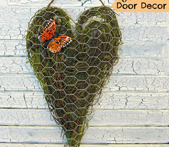 chicken wire wreath- DIyscoop.com
