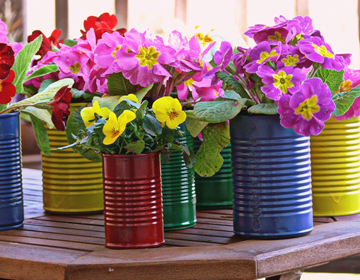painted can flower pots- DIYscoop.com