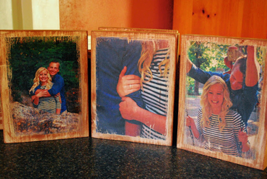 photo on wood with rustic feel- DIYscoop.com