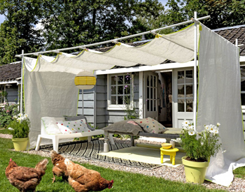 large sliding shade canopy- DIYscoop.com