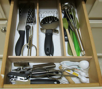 wooden drawer dividers- DIYscoop.com
