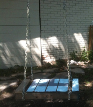 pallet swing- DIYscoop.com